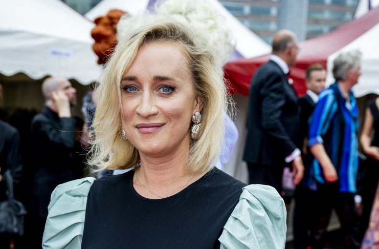 De liefdesrelaties van deze beroemdheden zullen je verbazen!