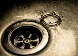 With this trick you can remove that unpleasant odor from drains and pipes